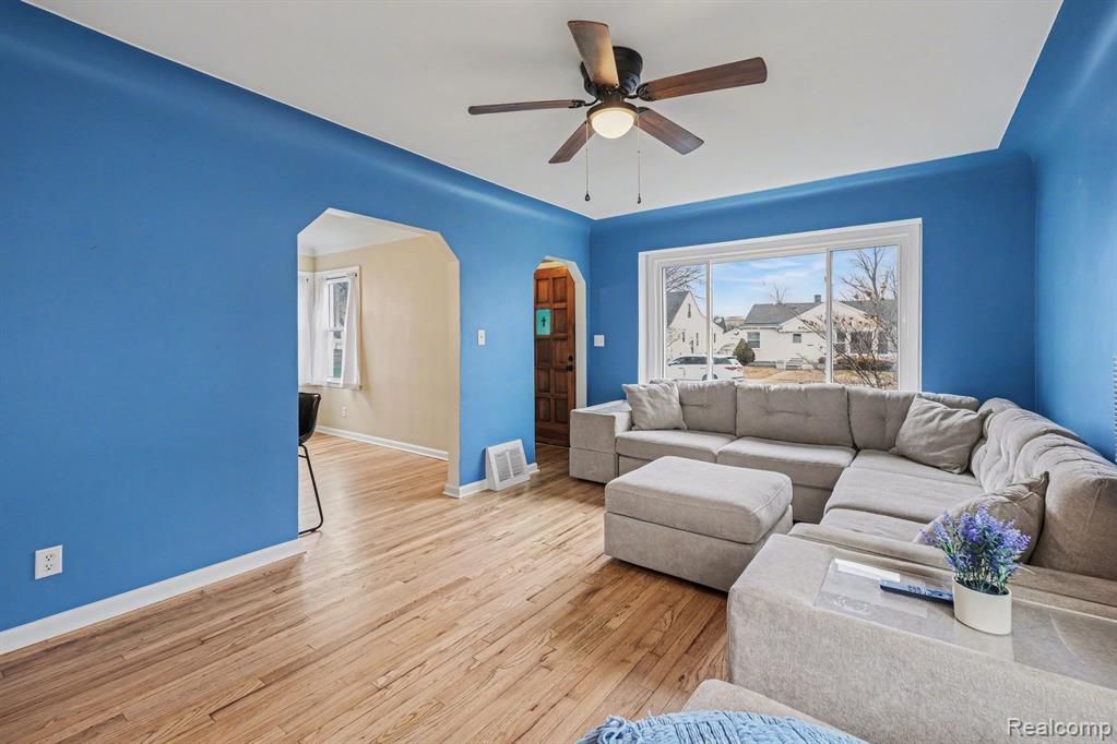 59 Canfield Drive, Mount Clemens, MI 48043 — Photo 5