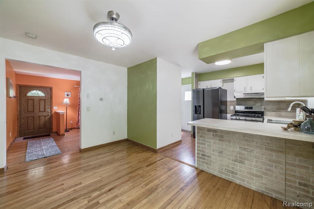 9089 SHERWOOD Drive, Davisburg, MI 48350 — Photo 13