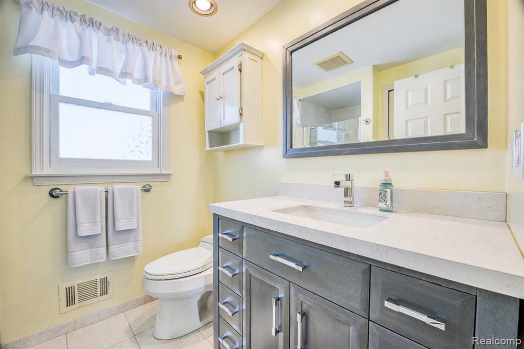 42134 Waterfall Road, Northville, MI 48168 — Photo 32