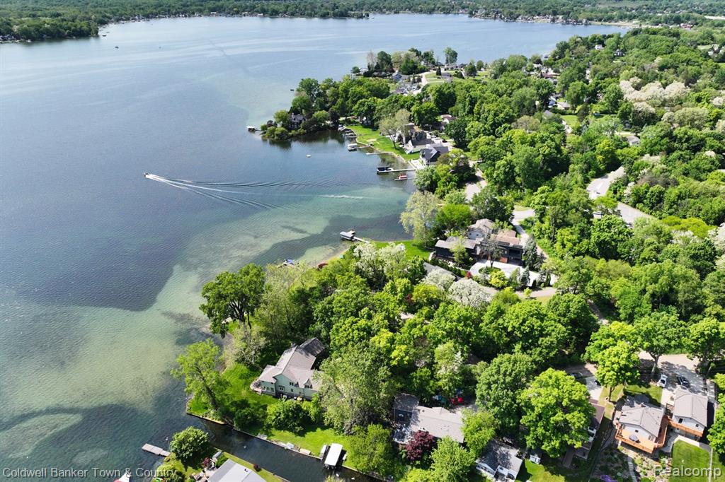 11265 N Shore Drive, Whitmore Lake, MI 48189 — Photo 4