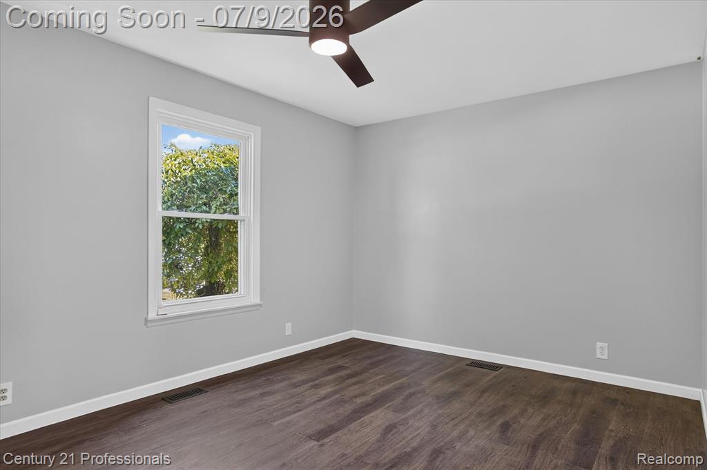 648 Newport Road, Carleton, MI 48117 — Photo 31
