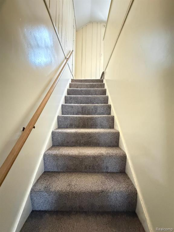 6868 Norborne Avenue, Dearborn Heights, MI 48127 — Photo 13