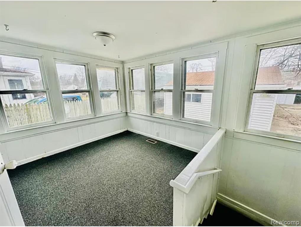 8175 Central, Center Line, MI 48015 — Photo 12