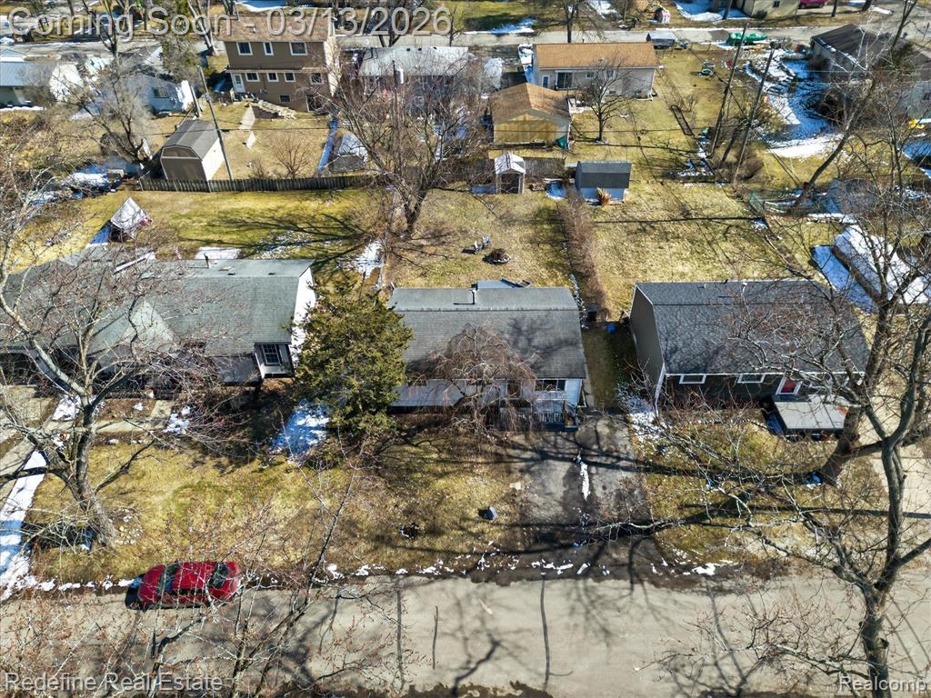 2236 Mentone Street, Wolverine Lake, MI 48390 — Photo 27
