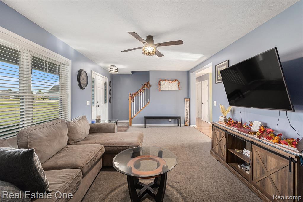 1074 Deer Valley Valley, Manchester, MI 48158 — Photo 5