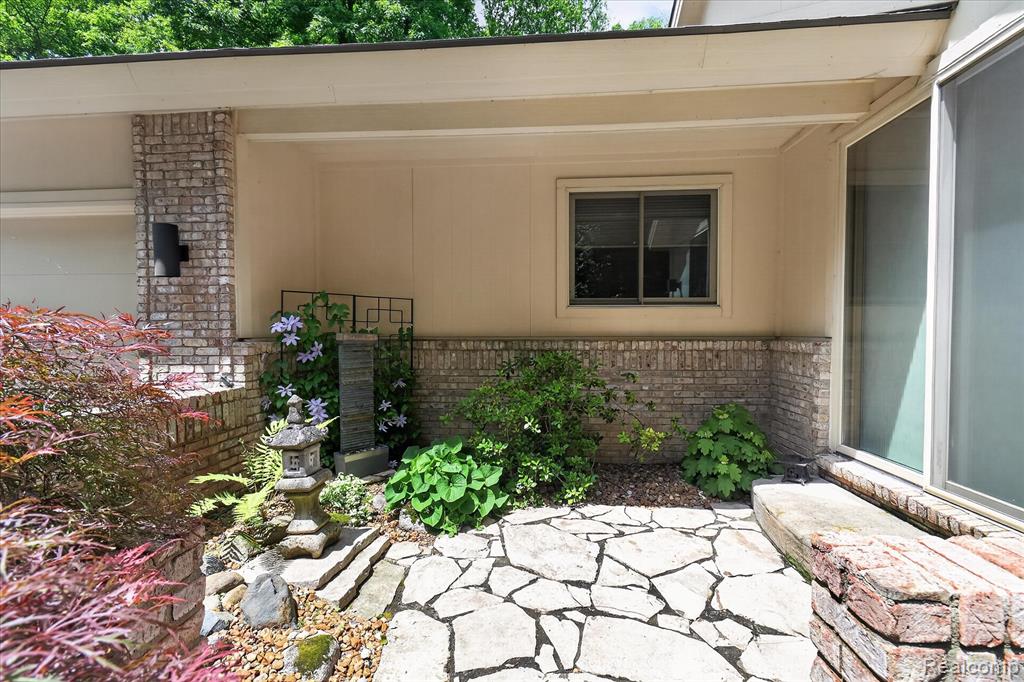 5388 Hartland Road, Fenton, MI 48430 — Photo 51