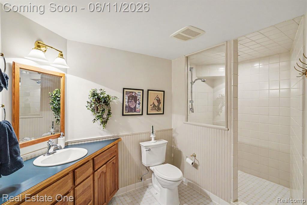 2958 Pine Needle Drive, White Lake, MI 48383 — Photo 22