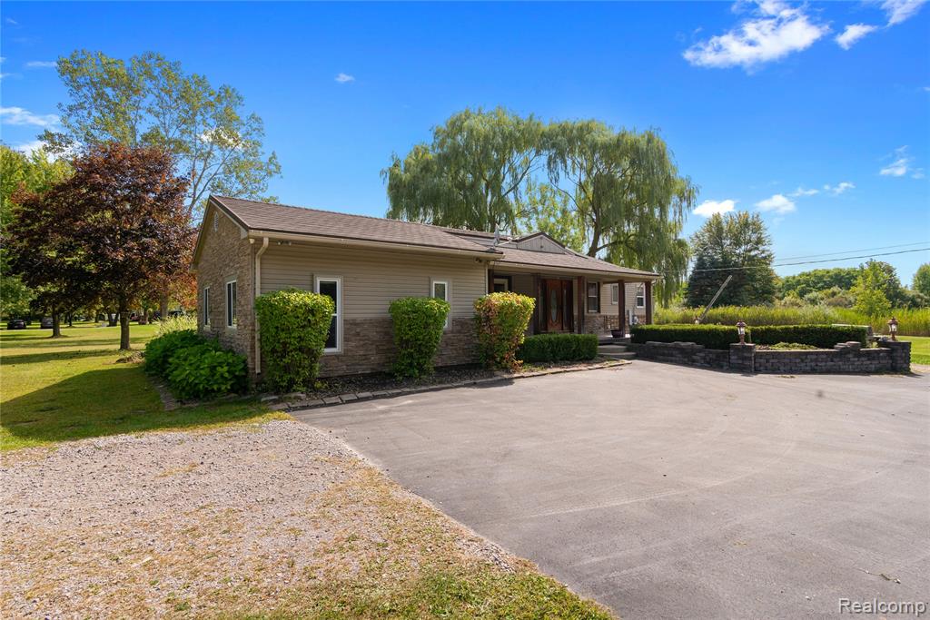 8145 Lindsey Road, Casco, MI 48064 — Photo 50