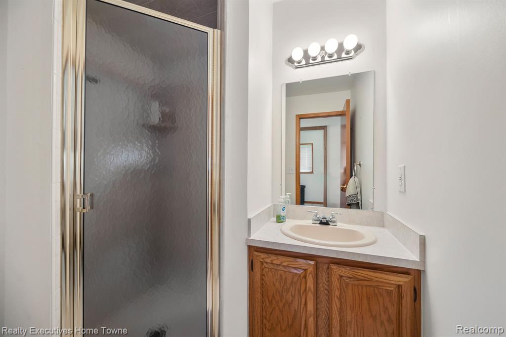 57946 EMERALD, Washington, MI — Photo 13