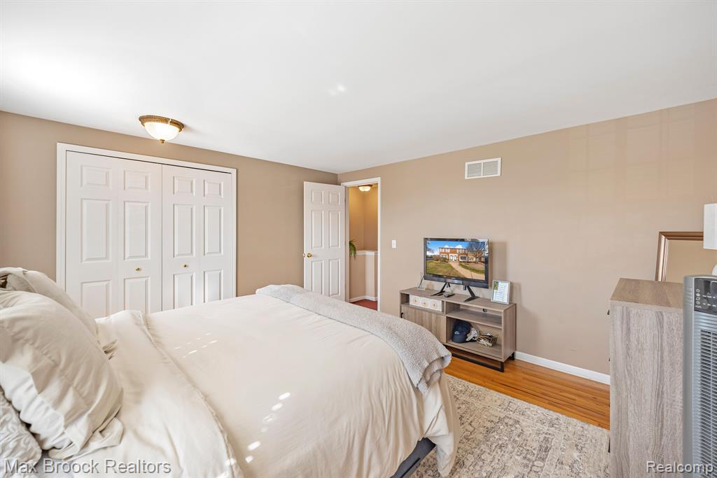 4822 MANSFIELD Avenue, Royal Oak, MI 48073 — Photo 16