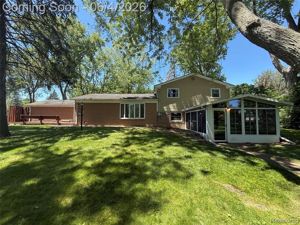 6382 Houghten Drive, Troy, MI 48098 — Photo 42