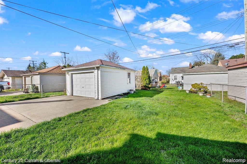 4255 LAPHAM Street, Dearborn, MI 48126 — Photo 28