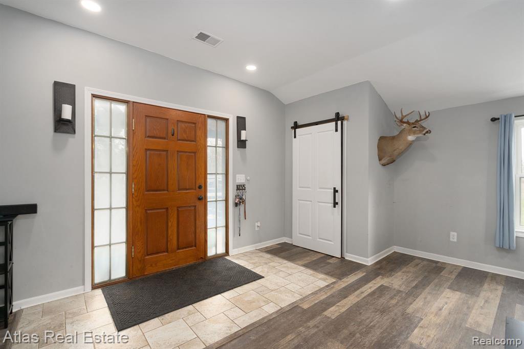 10025 Grand Blanc Road, Gaines Vlg, MI 48436 — Photo 15