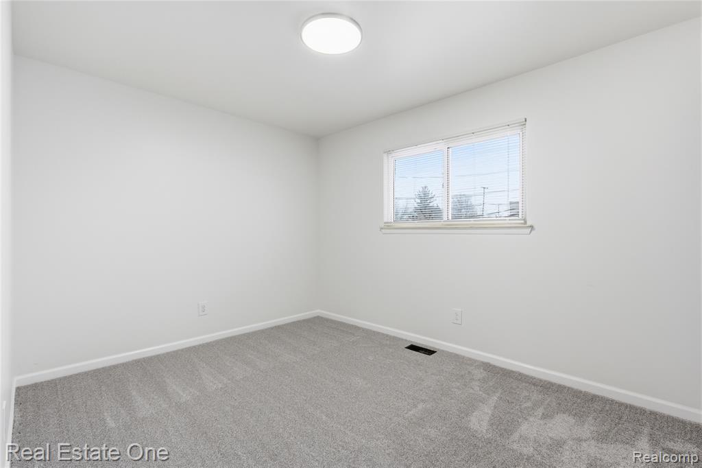 9223 Roosevelt Street, Taylor, MI 48180 — Photo 10