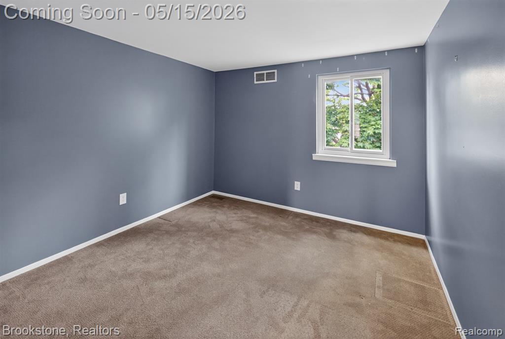 37643 Charter Oaks Boulevard, Clinton Twp, MI 48036 — Photo 24