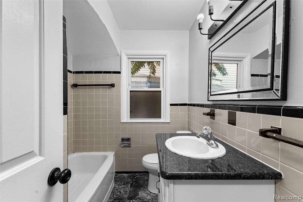929 White Avenue, Lincoln Park, MI 48146 — Photo 14