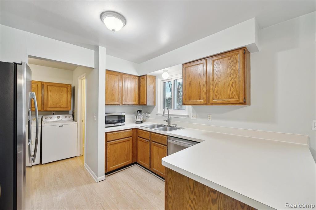 4020 OTTO Road, Waterford, MI 48328 — Photo 13