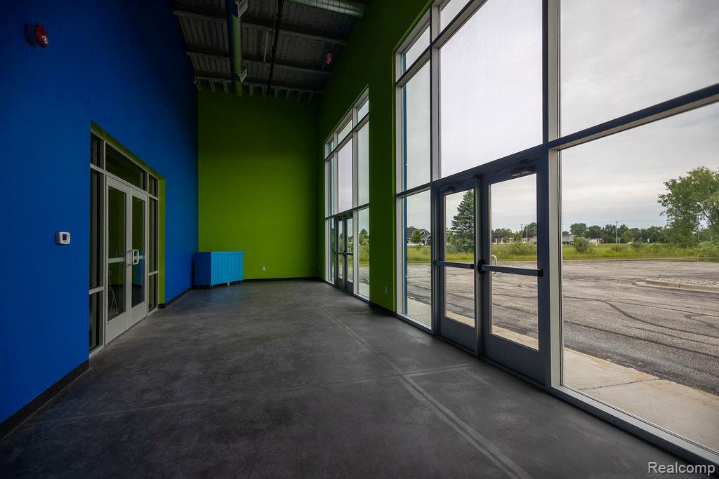 8845 Gratiot Road, Saginaw, MI, 48609