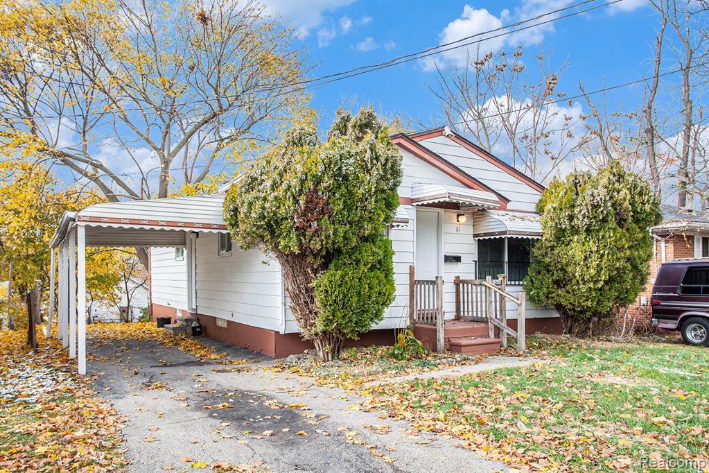 61 N Tasmania Street, Pontiac, MI 48342 — Photo 2