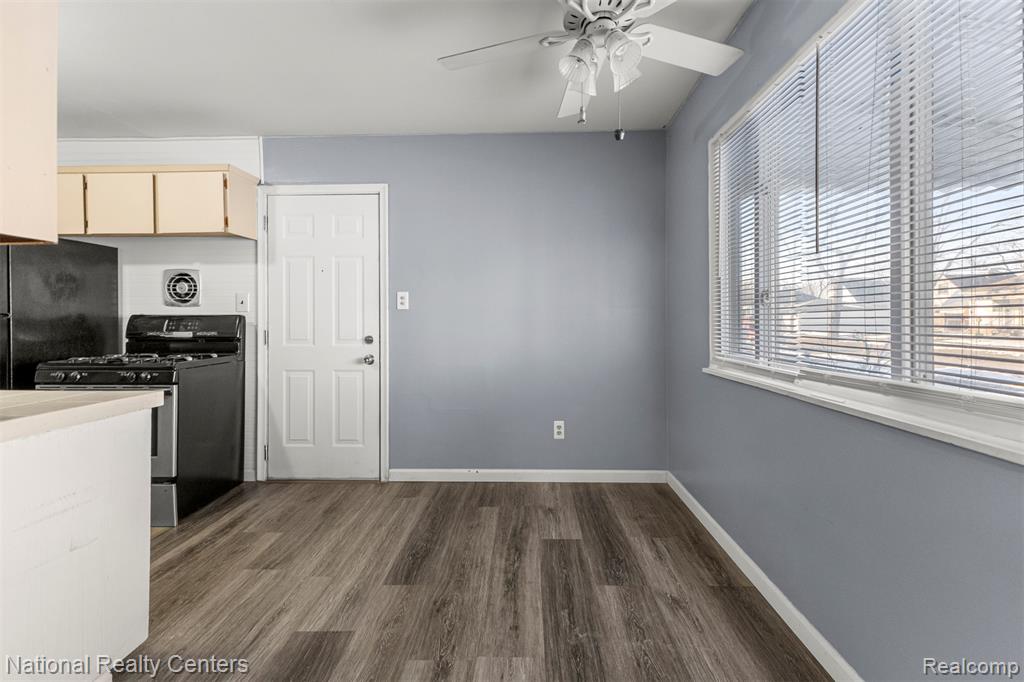 457 Stewart Avenue, Lincoln Park, MI 48146 — Photo 8