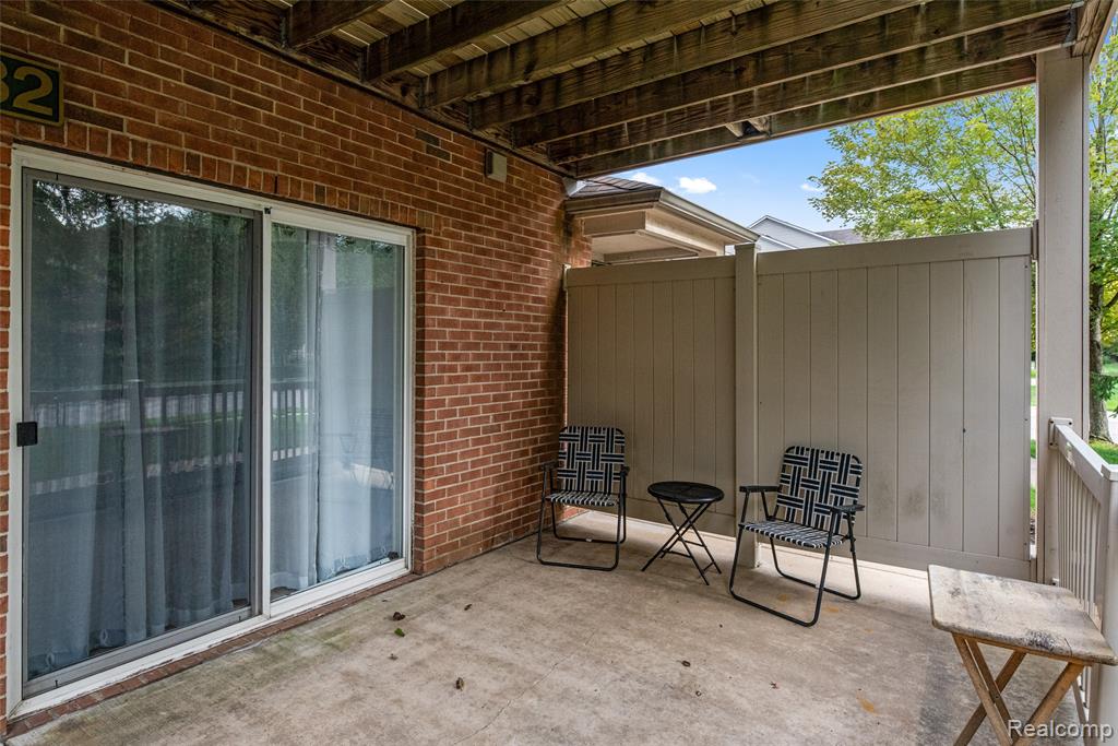 332 Marigold Circle, Westland, MI — Photo 22