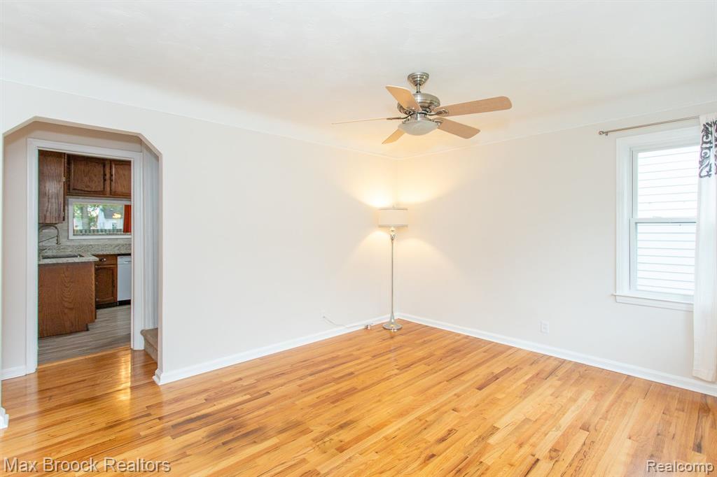 506 AMELIA Avenue, Royal Oak, MI 48073 — Photo 5