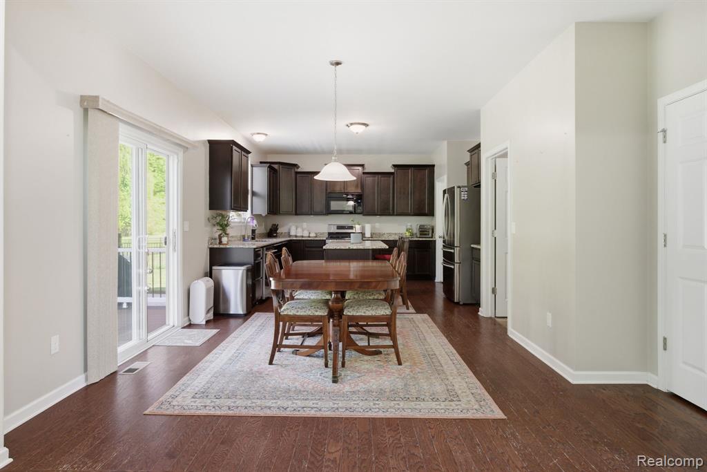 28720 Apple Blossom Drive, Flat Rock, MI 48134 — Photo 13