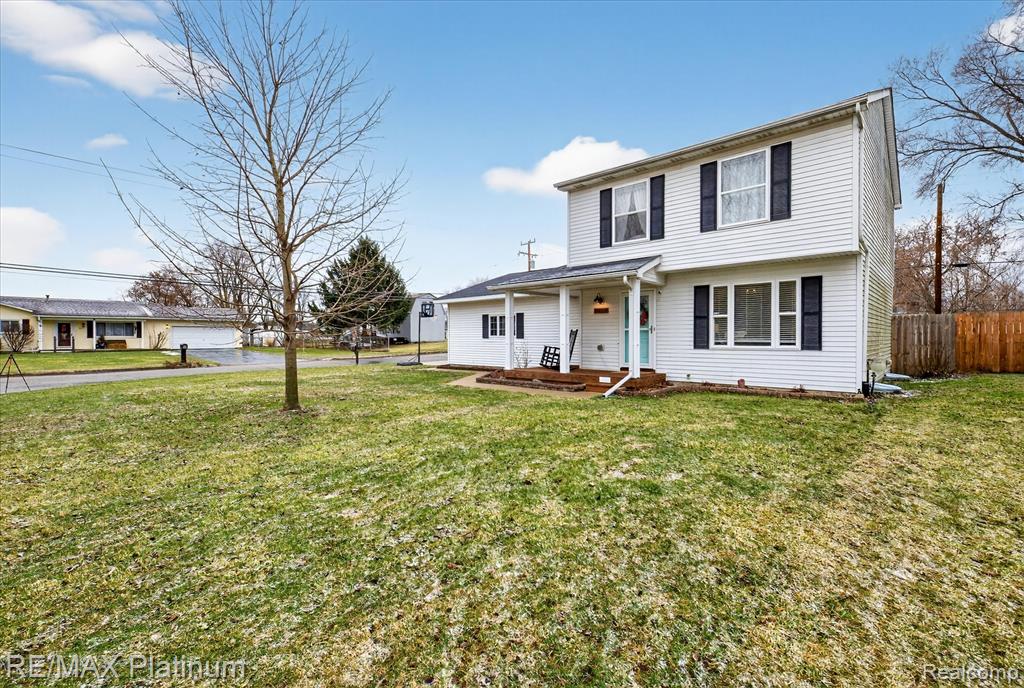 9825 Burson Drive, Brighton, MI 48116 — Photo 2