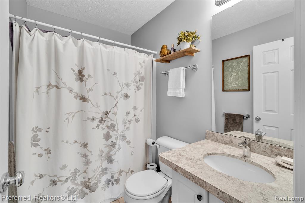77 Sedum, Howell, MI 48843 — Photo 26