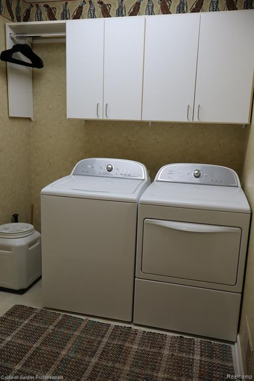 6462 Club Court E, 14, Holly, MI 48442 — Photo 35