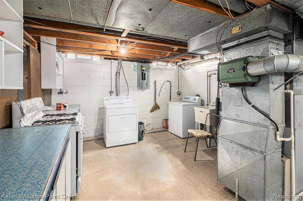 8160 Busch Street, Center Line, MI 48015 — Photo 19