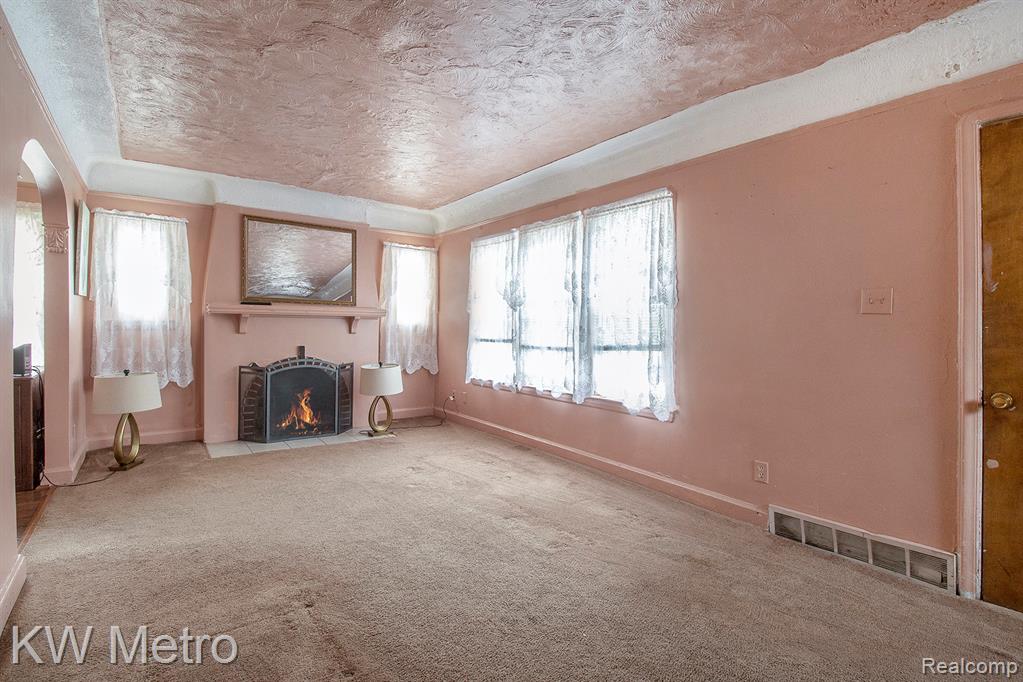 9211 Devonshire Road, Detroit, MI 48224 — Photo 5