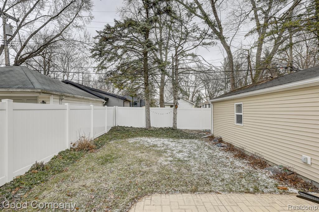 924 Marywood Drive, Royal Oak, MI 48067 — Photo 47