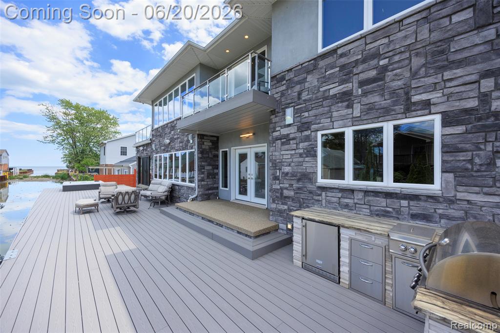 22491 E 10 Mile Road, Saint Clair Shores, MI 48080 — Photo 45