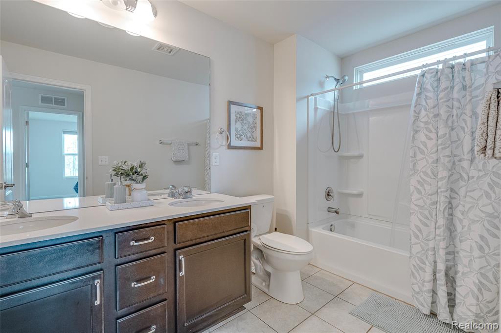 58904 Calabrese Drive, South Lyon, MI 48178 — Photo 49