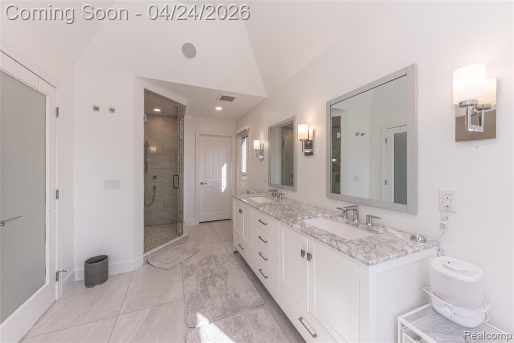 45711 Bristol Circle, Novi, MI 48377 — Photo 47