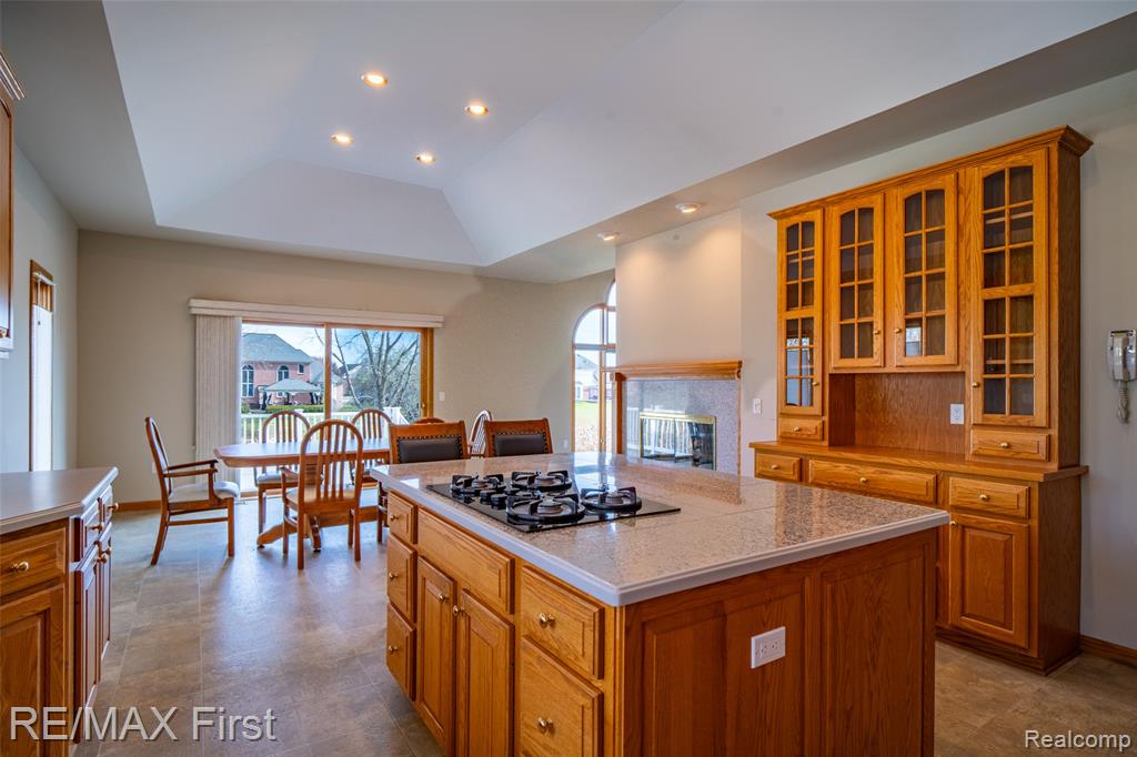 47368 Dove Court, Shelby Twp, MI 48315 — Photo 22