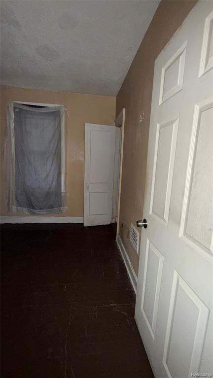 17833 Binder Street, Hamtramck, MI 48212 — Photo 8