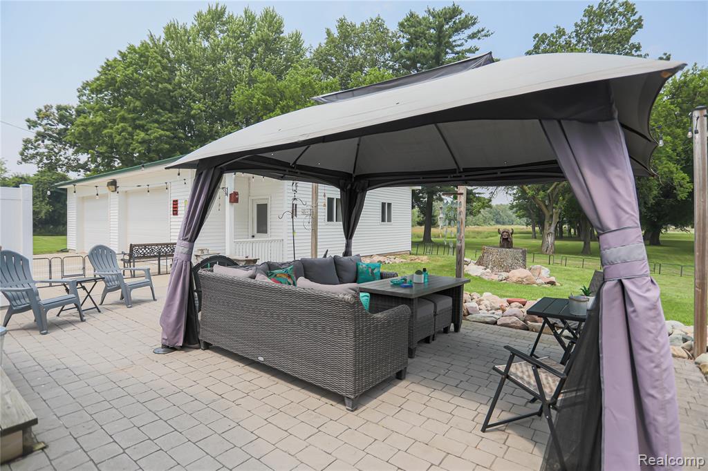 7284 Beard Road, Clyde, MI 48049 — Photo 11