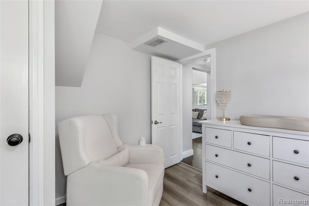 790 Hillcliff Drive, Waterford, MI 48328 — Photo 14