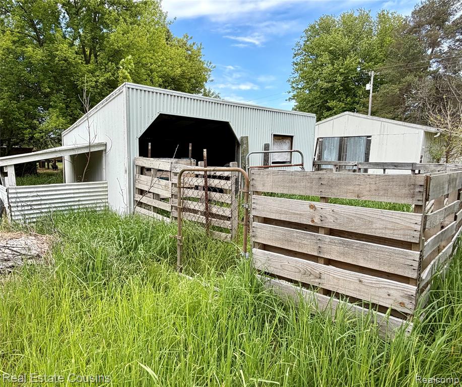 5468 Duffield Road, Swartz Creek, MI 48473 — Photo 18