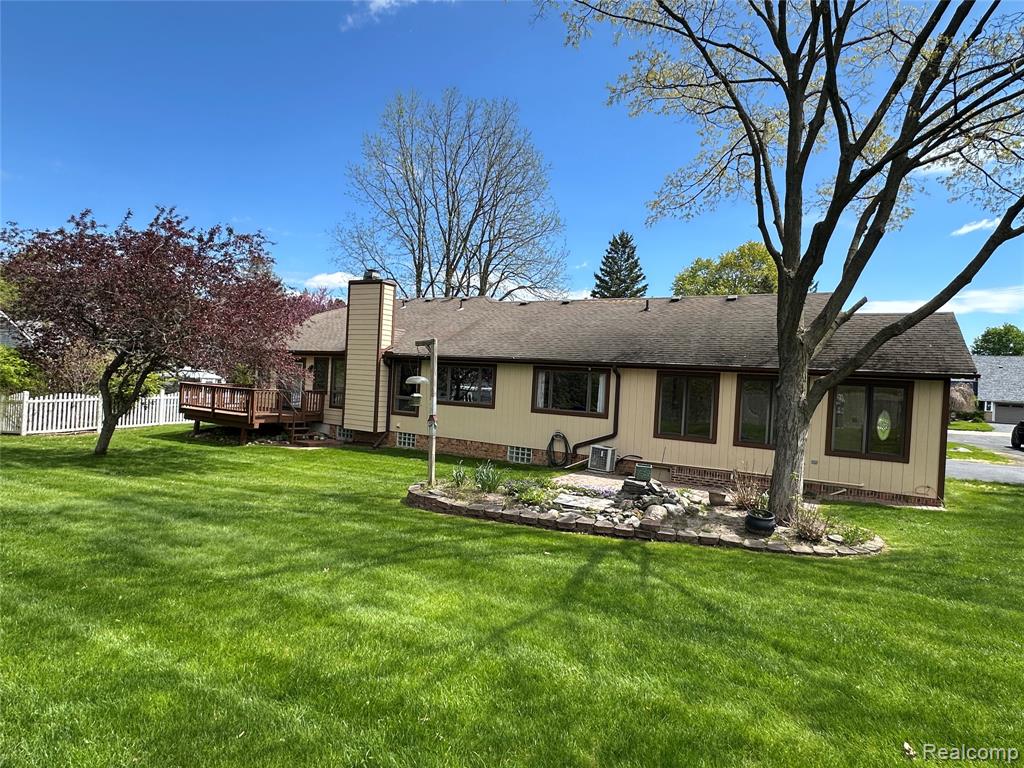 8329 Caribou Trail, Clarkston, MI 48348 — Photo 5