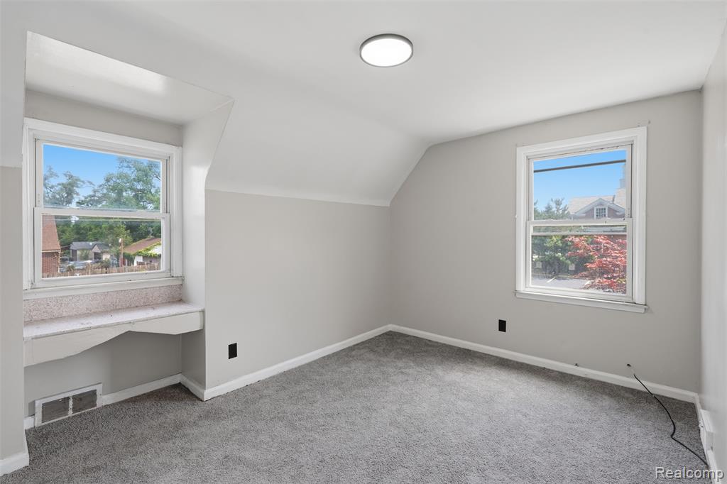 7335 Curtis Street, Detroit, MI 48221 — Photo 14
