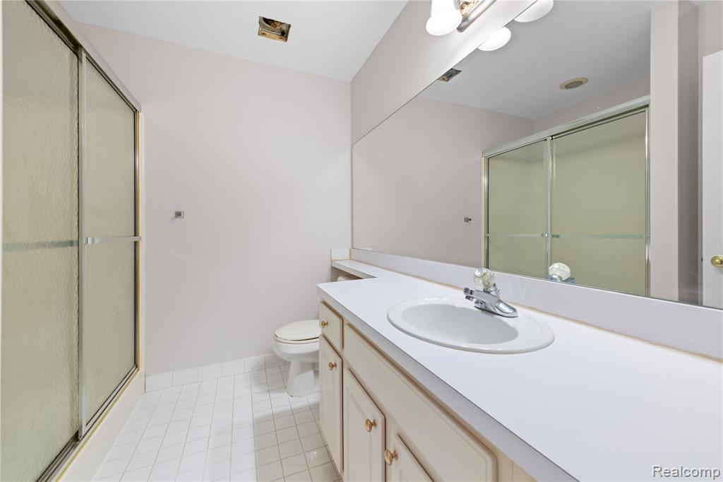 42430 Park Ridge Way, Clinton Twp, MI 48038 — Photo 10
