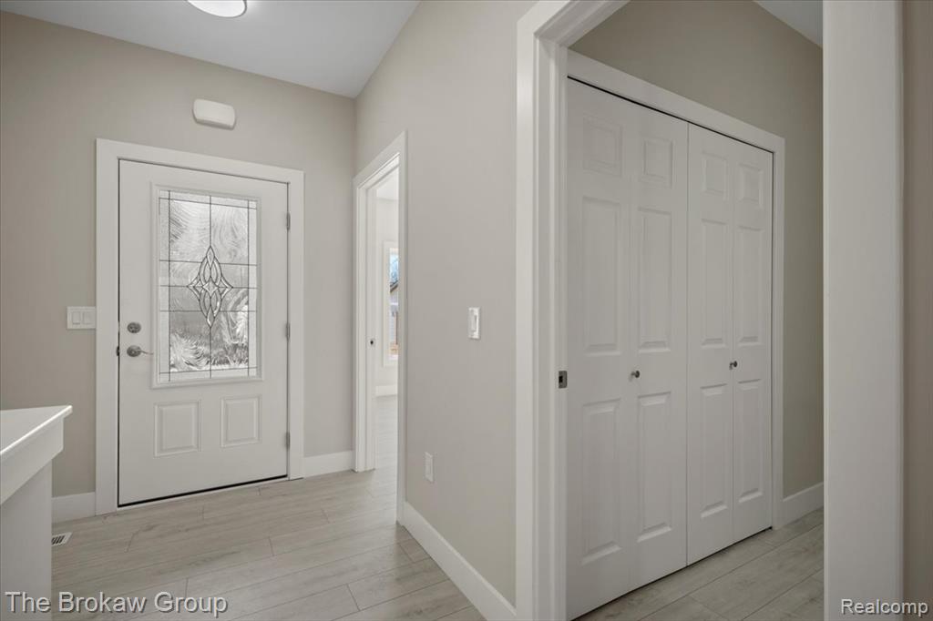 3369 Meadowridge Court, Davison, MI 48423 — Photo 7