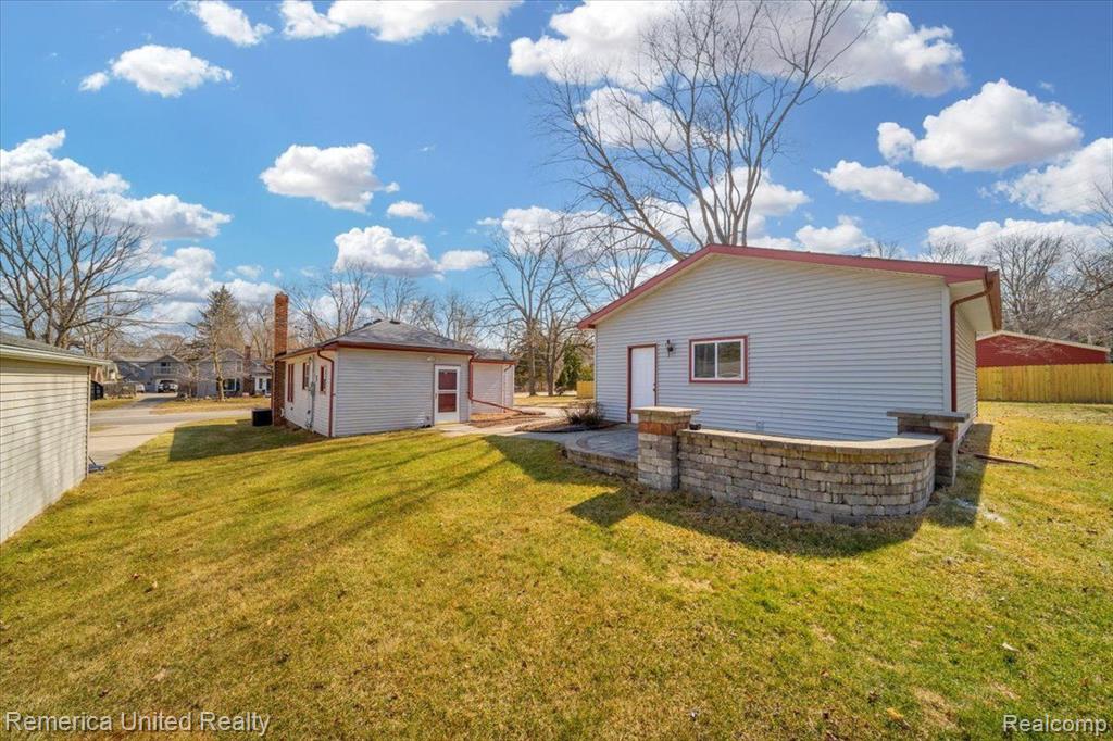 514 S Main Street, Milford, MI 48381 — Photo 27