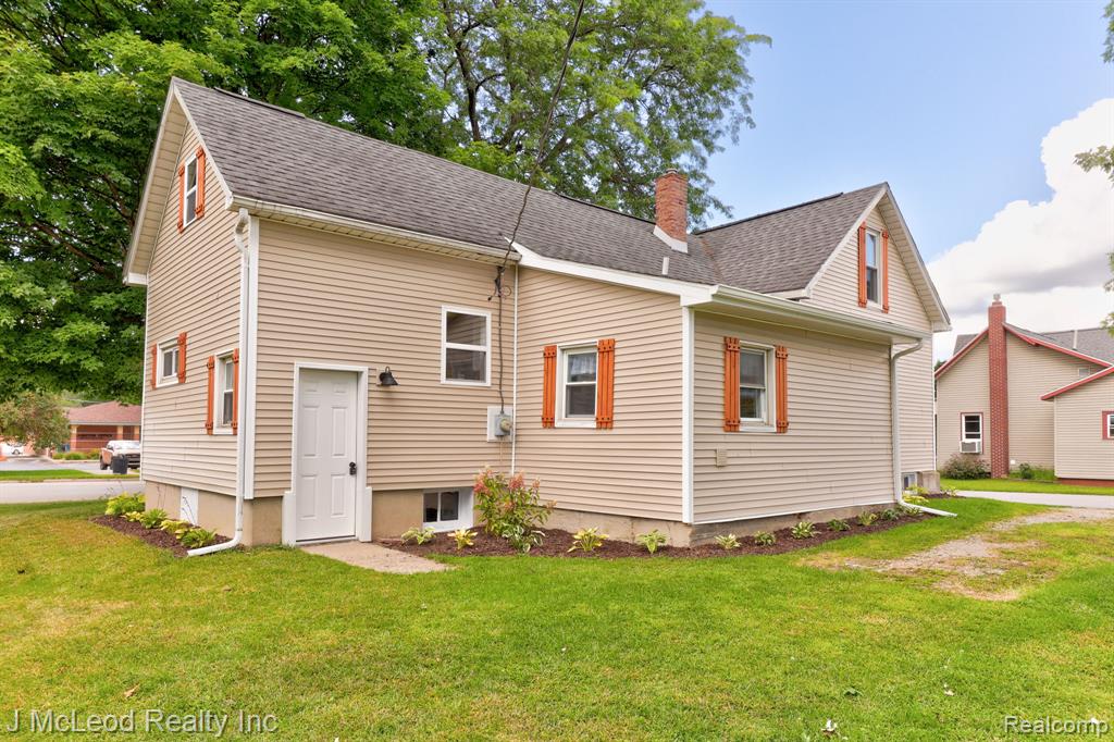 8427 State Road, Millington, MI 48746 — Photo 33