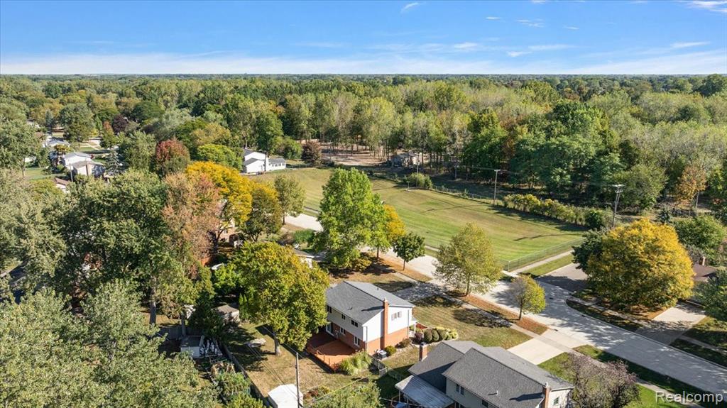 4147 Greensboro Drive, Troy, MI 48085 — Photo 58
