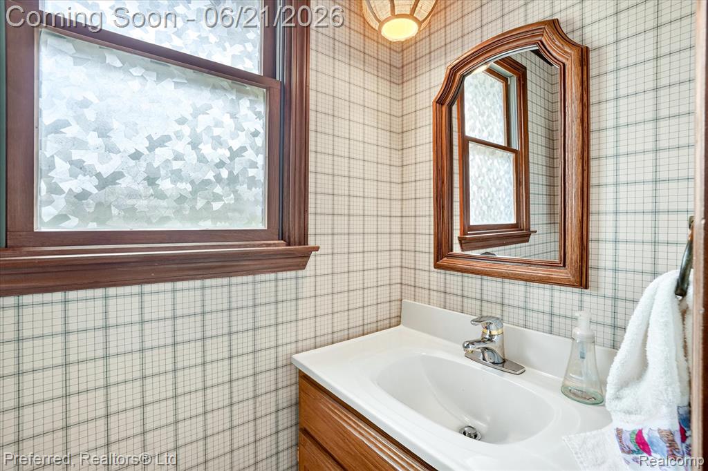 9065 E Richfield Road, Davison, MI 48423 — Photo 21