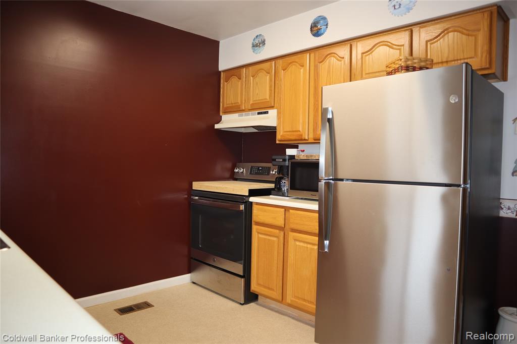 1279 Westbrooke Drive, Lapeer, MI 48446 — Photo 14